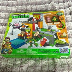 Mega Bloks Teenage Mutant Ninja Turtles Turtle Lair Battle set